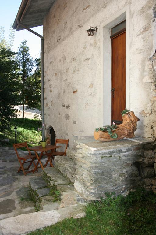 Casa Bucaneve & Ciclamino グラヴェドーナ 部屋 写真